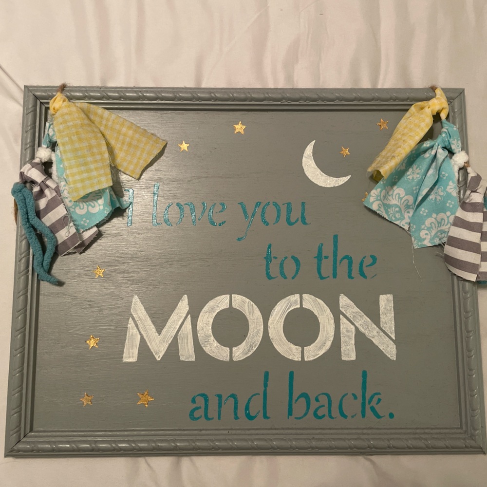 Wall or shelf decor
